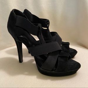 ✨NWT BCBG Astine Strappy Heels